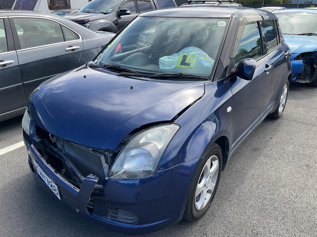 Photo '4' of Suzuki Swift