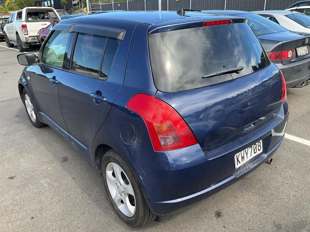 Photo '3' of Suzuki Swift