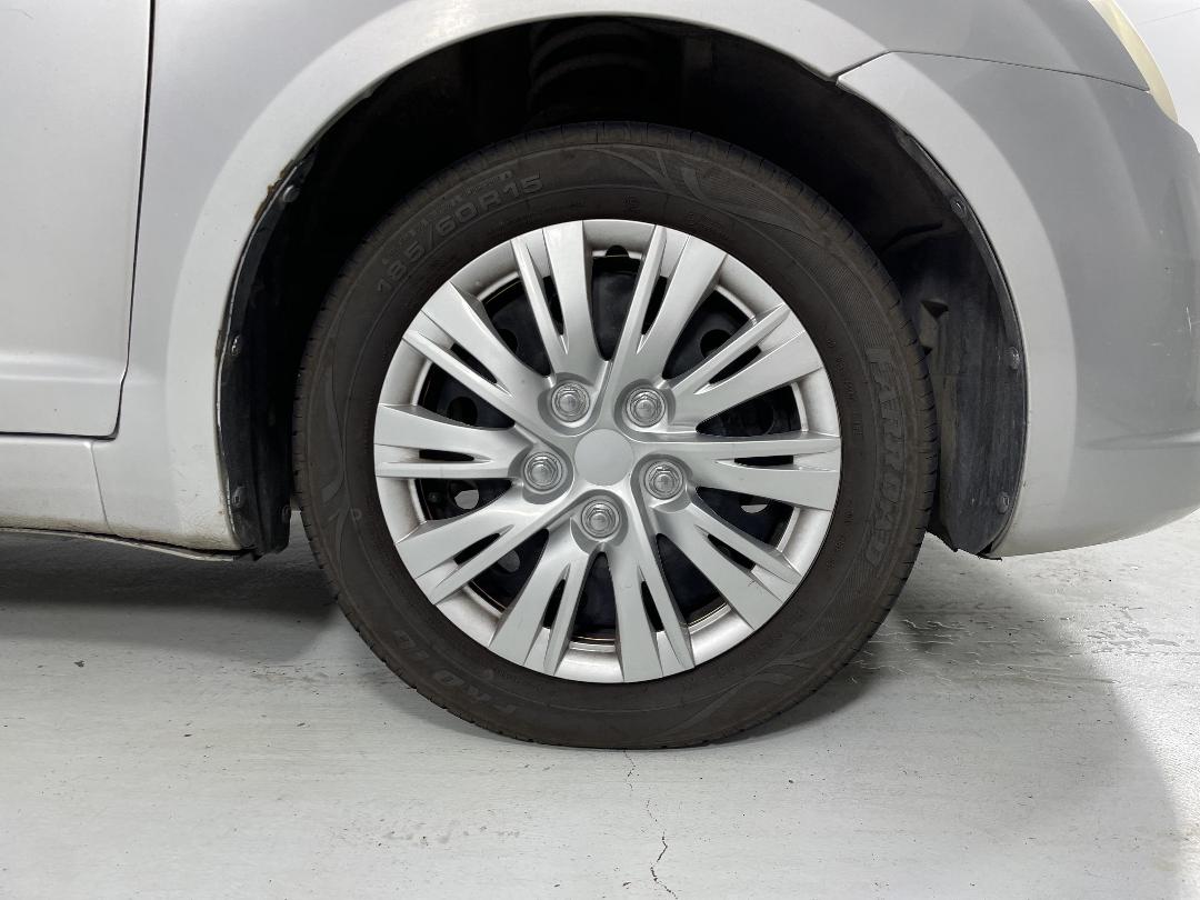 Photo '7' of Suzuki Swift