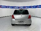 Thumbnail '5' of Suzuki Swift