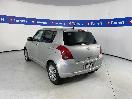 Thumbnail '4' of Suzuki Swift