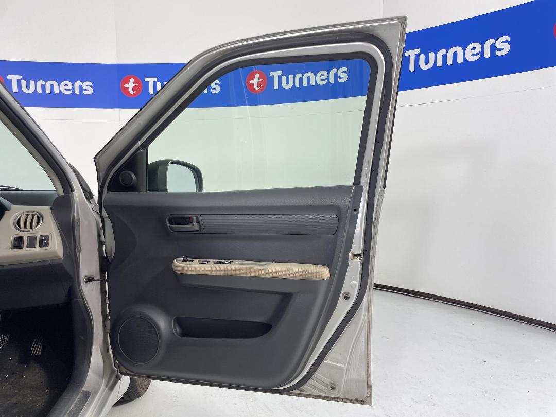 Photo '13' of Suzuki Swift