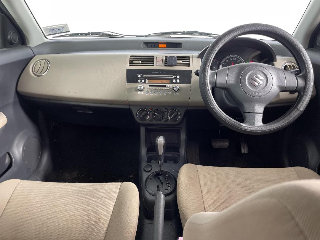 Photo '16' of Suzuki Swift