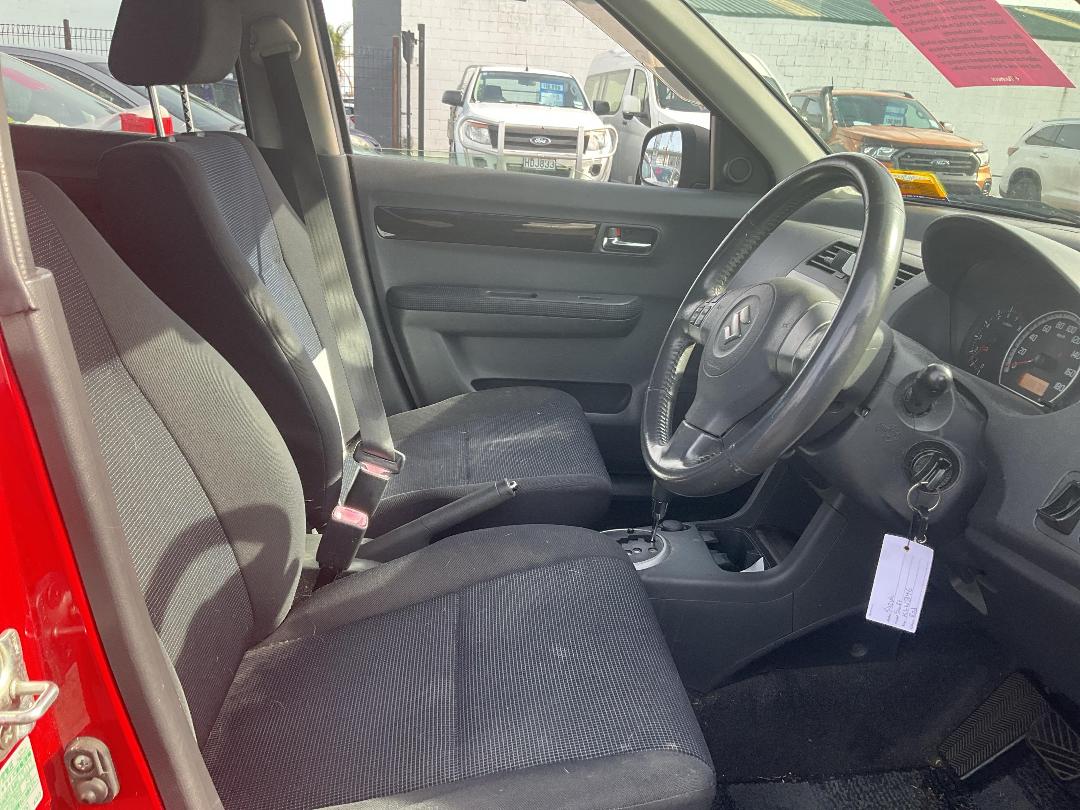 Photo '6' of Suzuki Swift