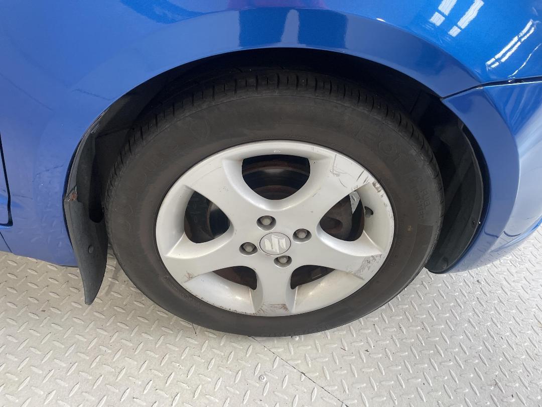 Photo '9' of Suzuki Swift