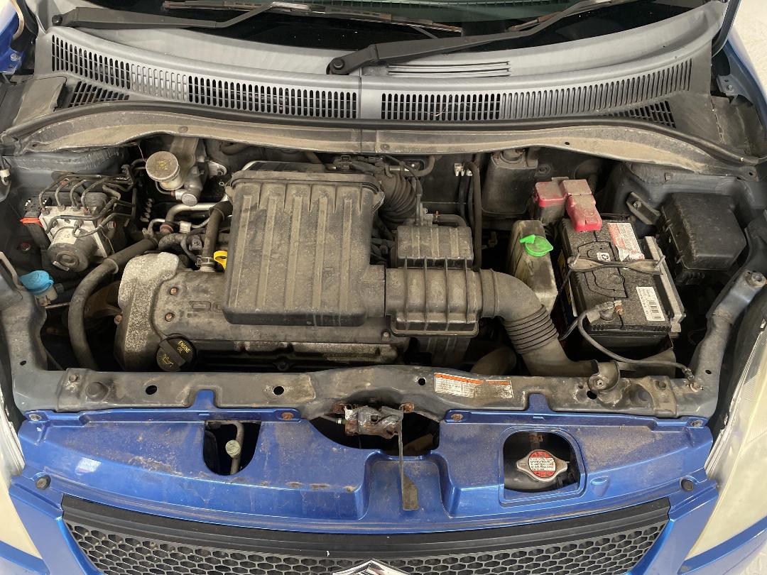 Photo '13' of Suzuki Swift