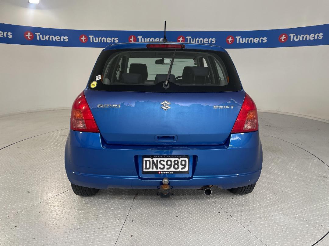 Photo '6' of Suzuki Swift