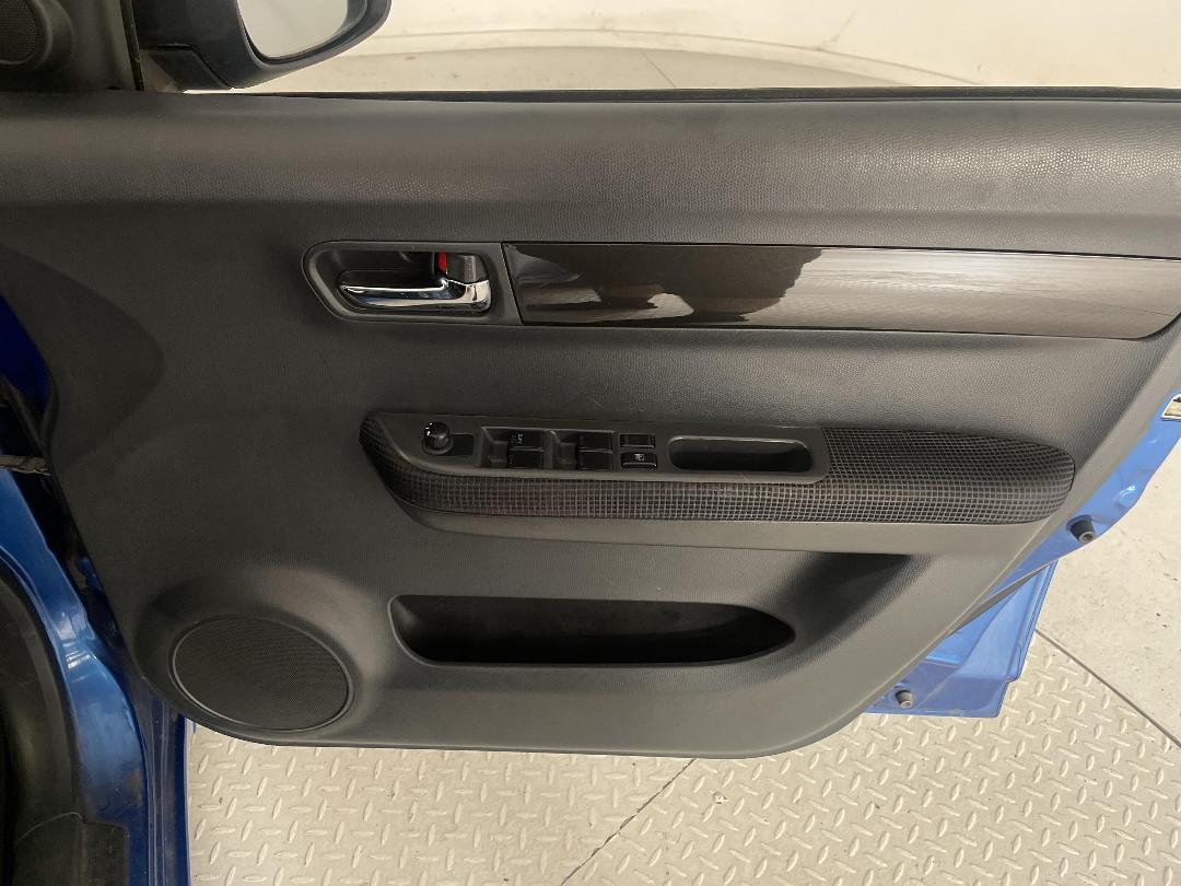 Photo '15' of Suzuki Swift