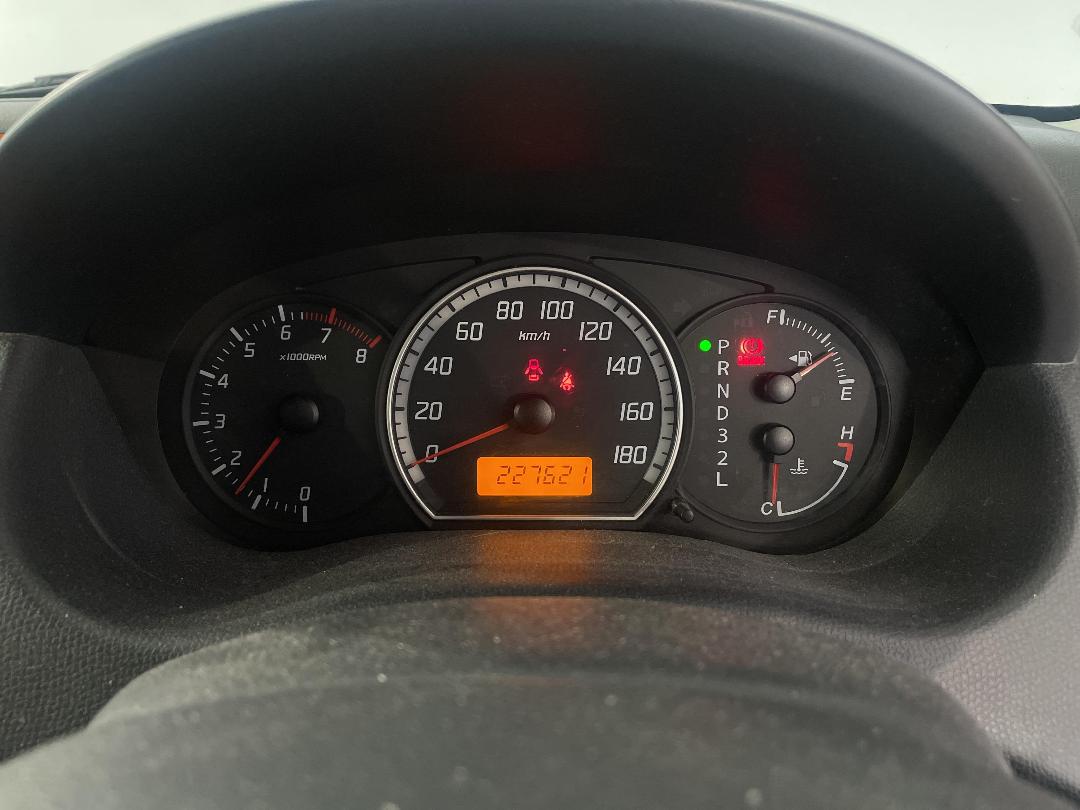 Photo '21' of Suzuki Swift