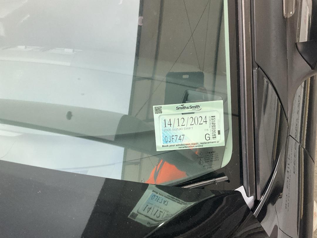 Photo '23' of Suzuki Swift