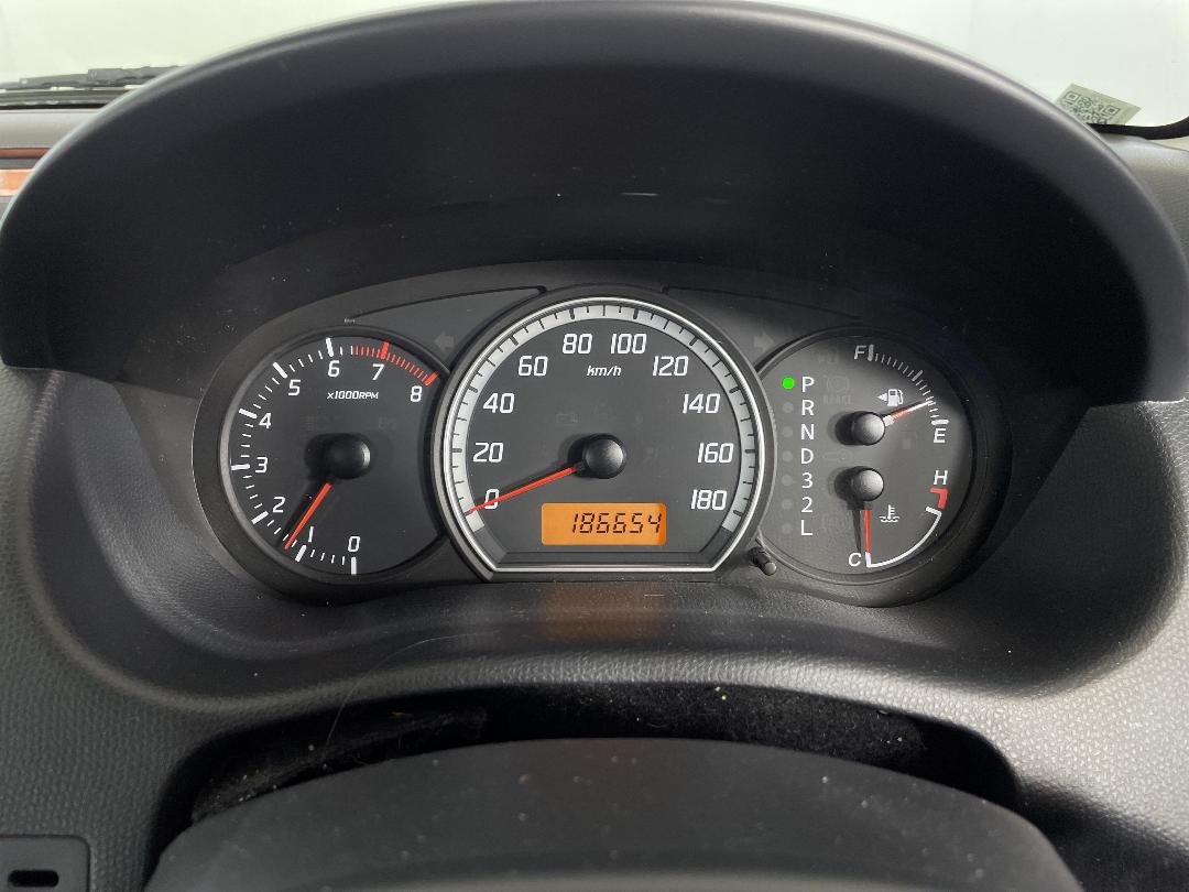 Photo '21' of Suzuki Swift Photo '21' of Suzuki Swift