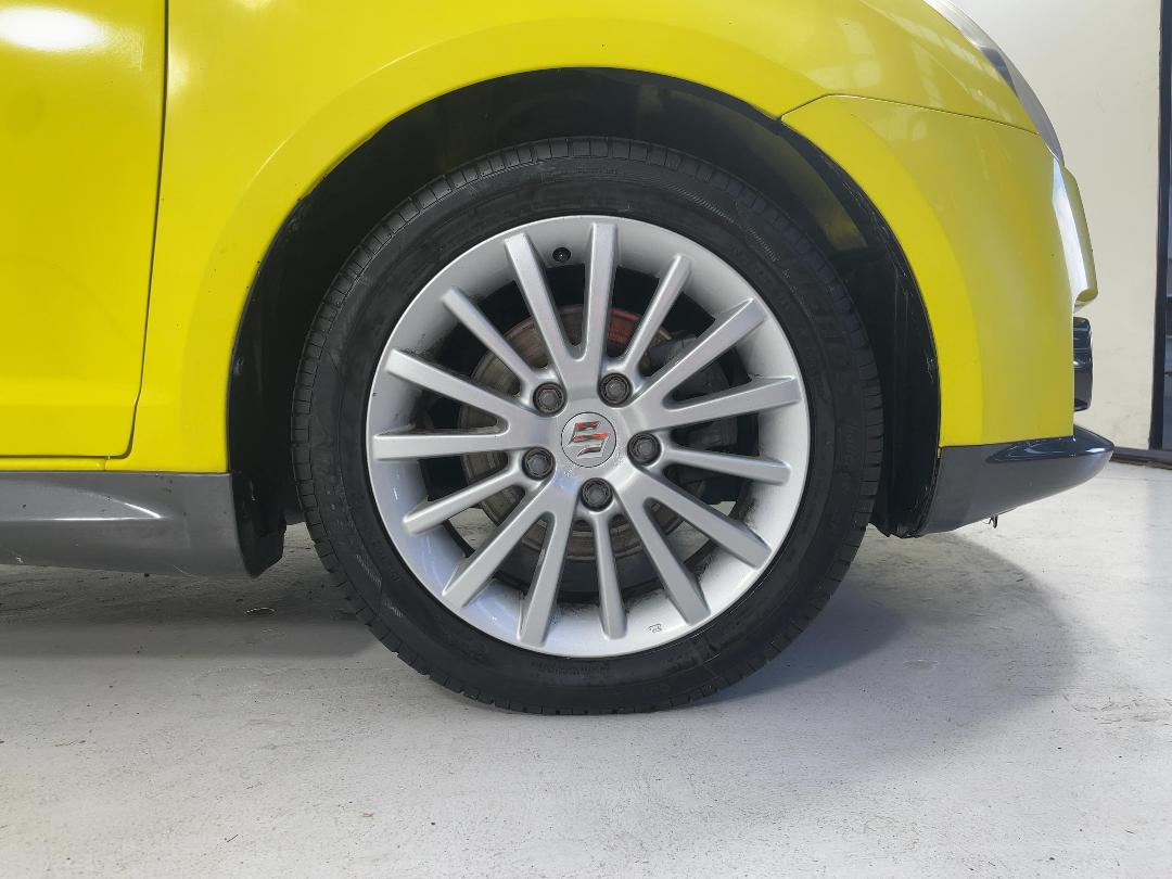 Photo '9' of Suzuki Swift Photo '9' of Suzuki Swift