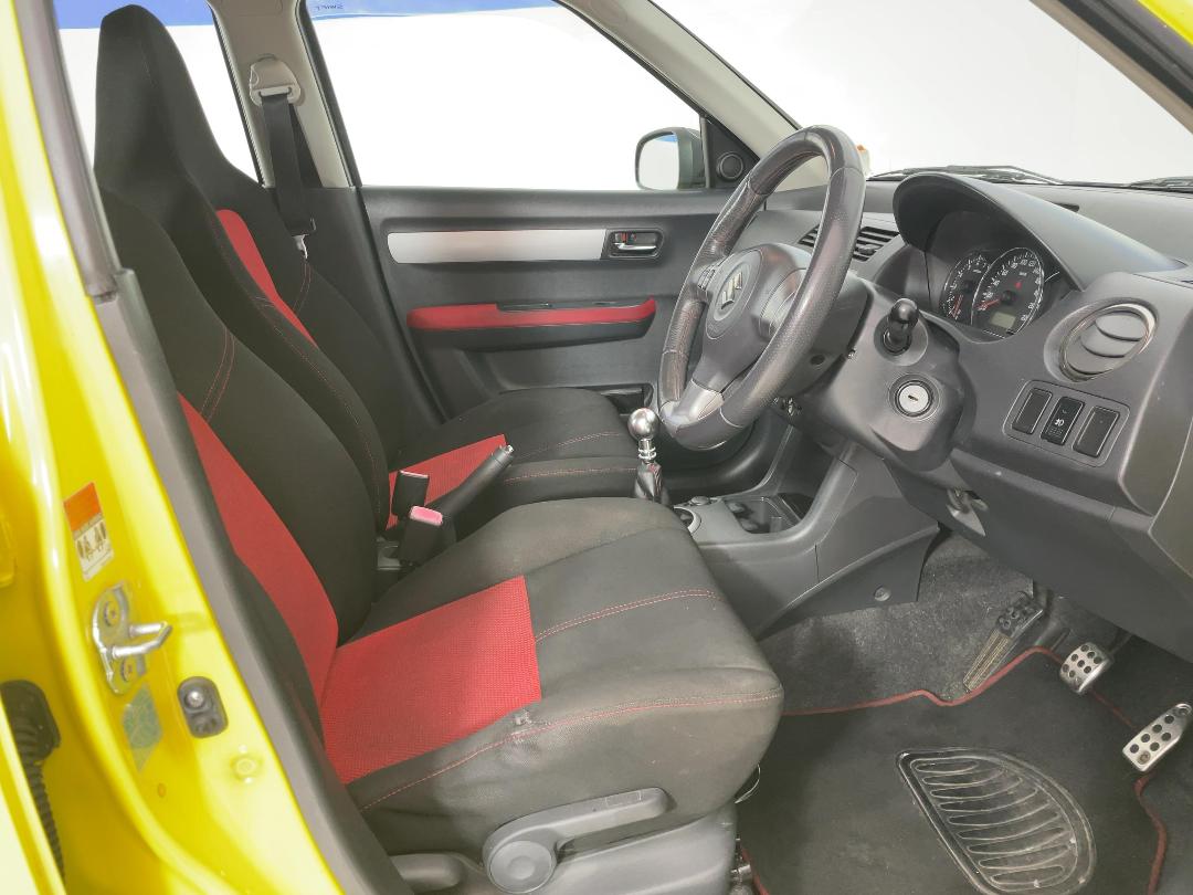 Photo '16' of Suzuki Swift Photo '16' of Suzuki Swift