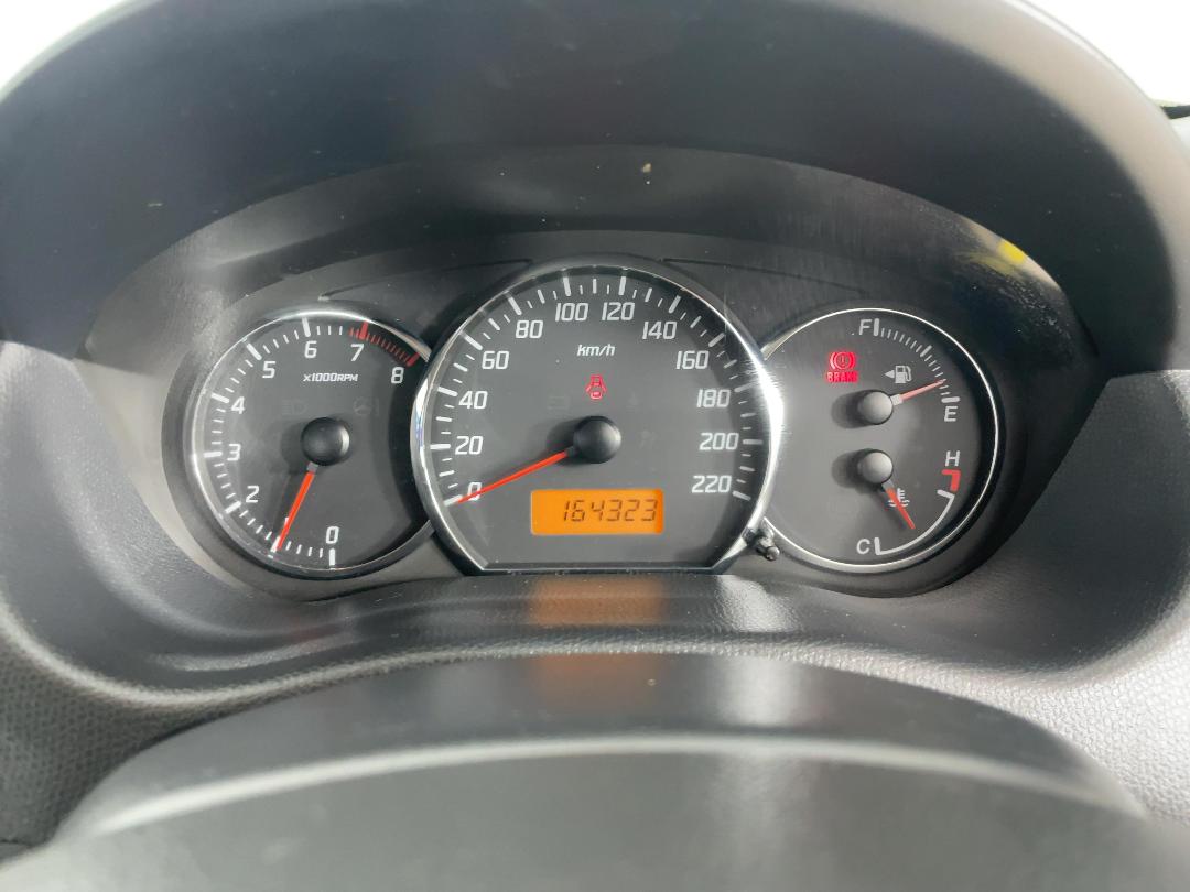 Photo '21' of Suzuki Swift Photo '21' of Suzuki Swift