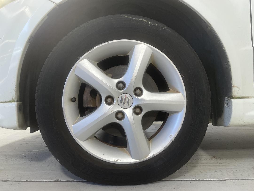 Photo '8' of Suzuki SX4 Photo '8' of Suzuki SX4