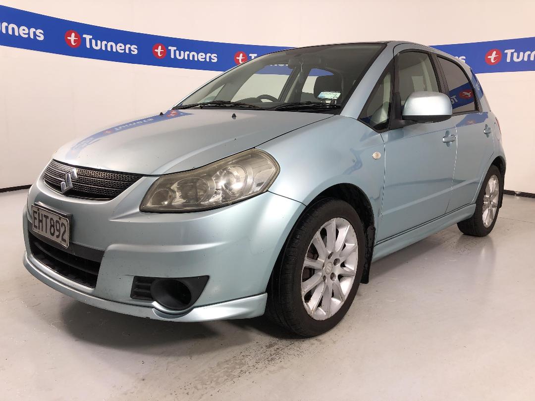 Photo '4' of Suzuki SX4