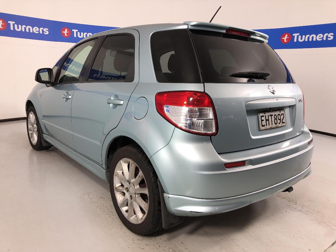 Photo '5' of Suzuki SX4