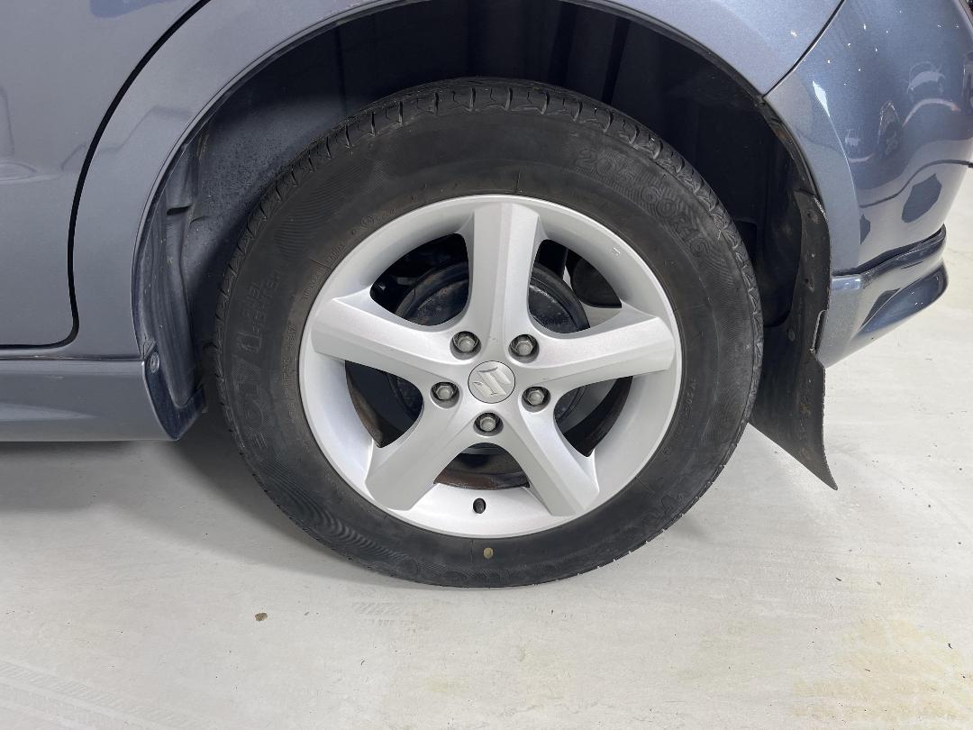 Photo '11' of Suzuki SX4