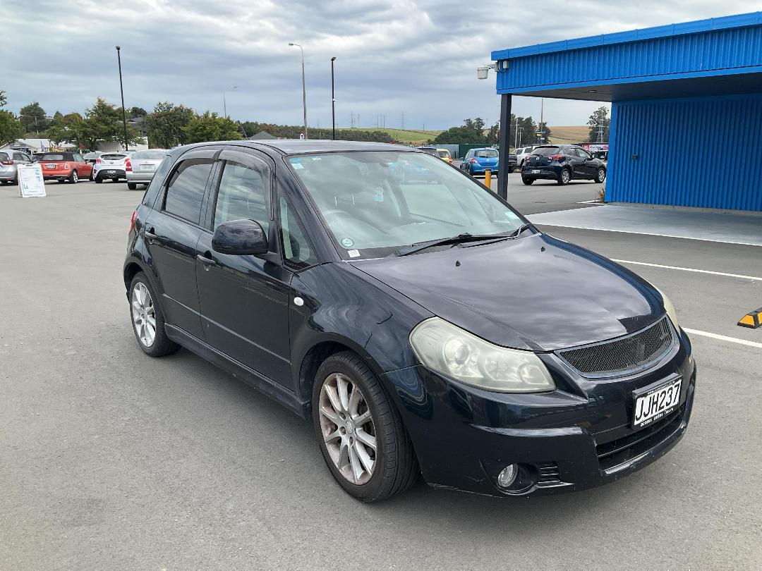 Photo '6' of Suzuki SX4