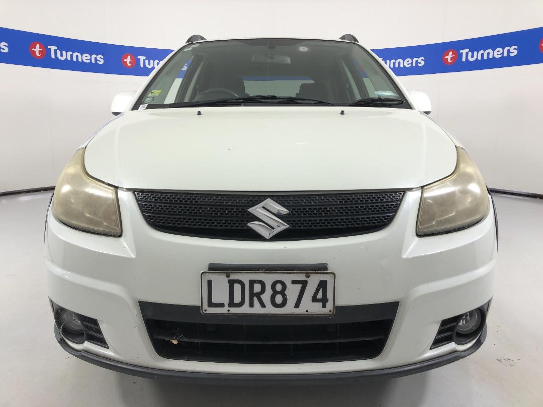 Photo '2' of Suzuki SX4