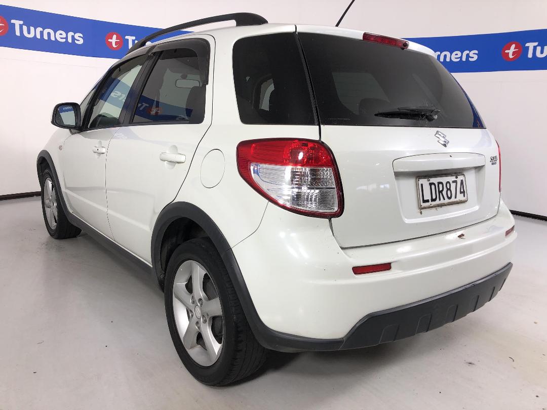 Photo '5' of Suzuki SX4