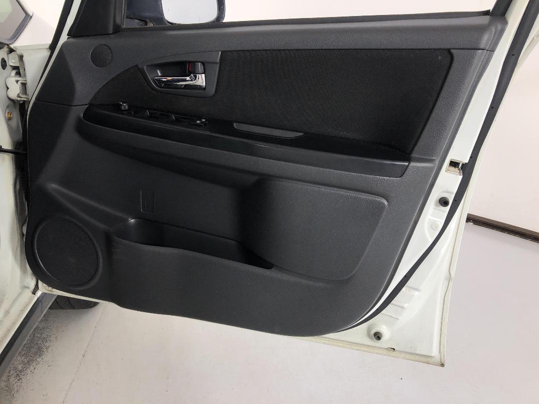 Photo '15' of Suzuki SX4