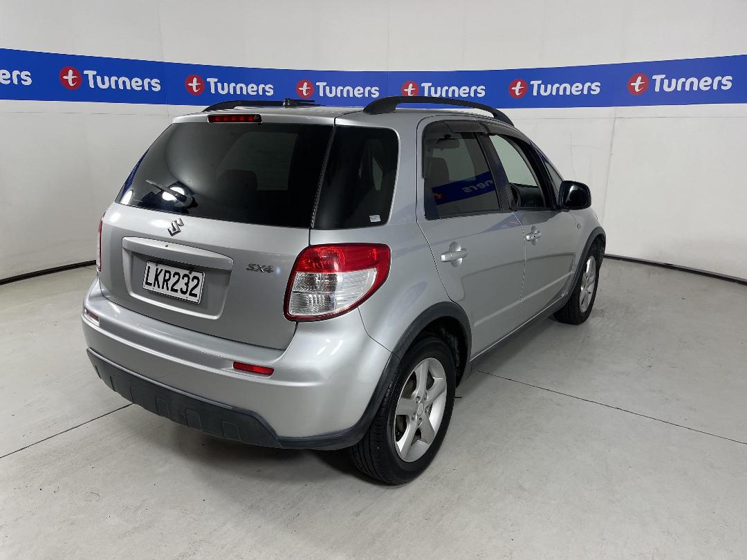 Photo '7' of Suzuki SX4