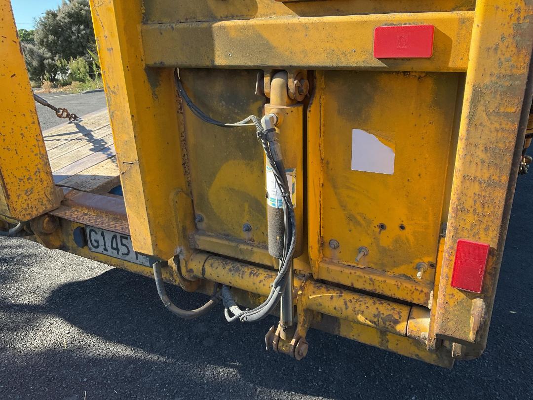 Photo '21' of TMC 4H 3162 Transporter Trailer