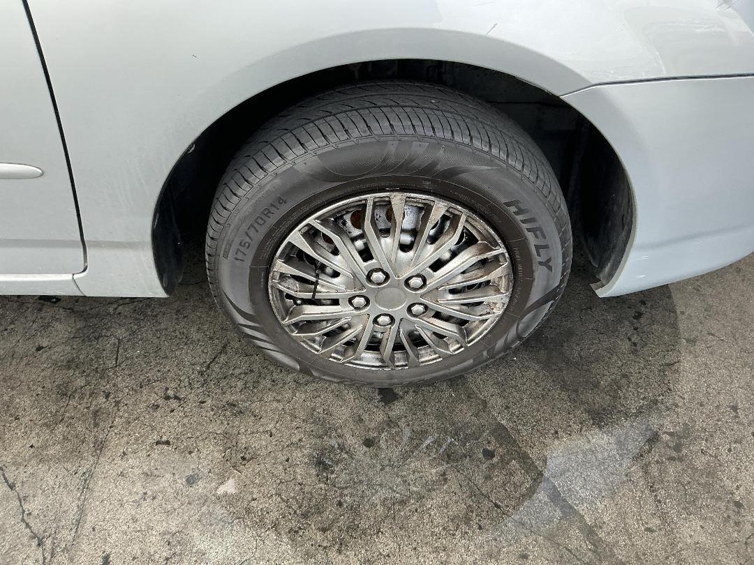 Photo '3' of Toyota Allex Photo '3' of Toyota Allex