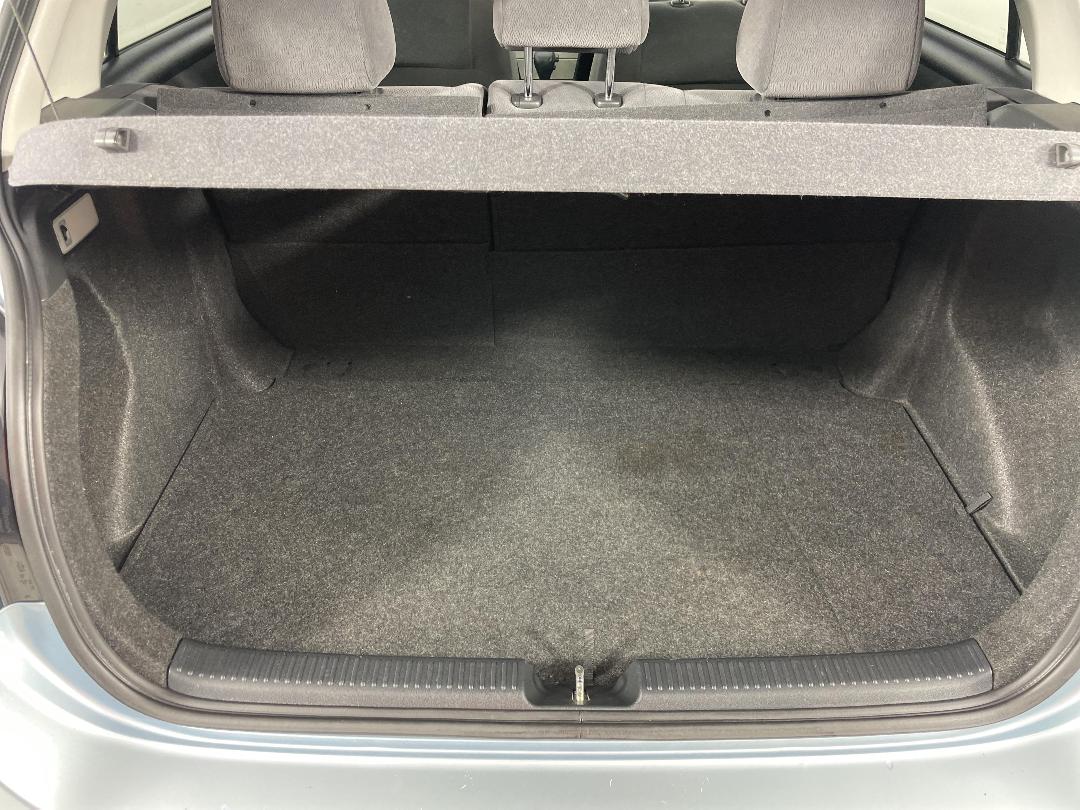 Photo '14' of Toyota Allex Photo '14' of Toyota Allex