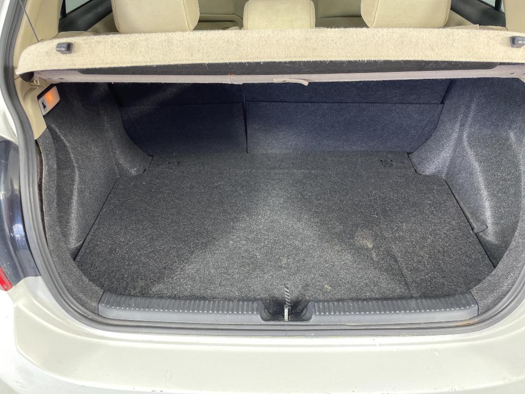 Photo '14' of Toyota Allex