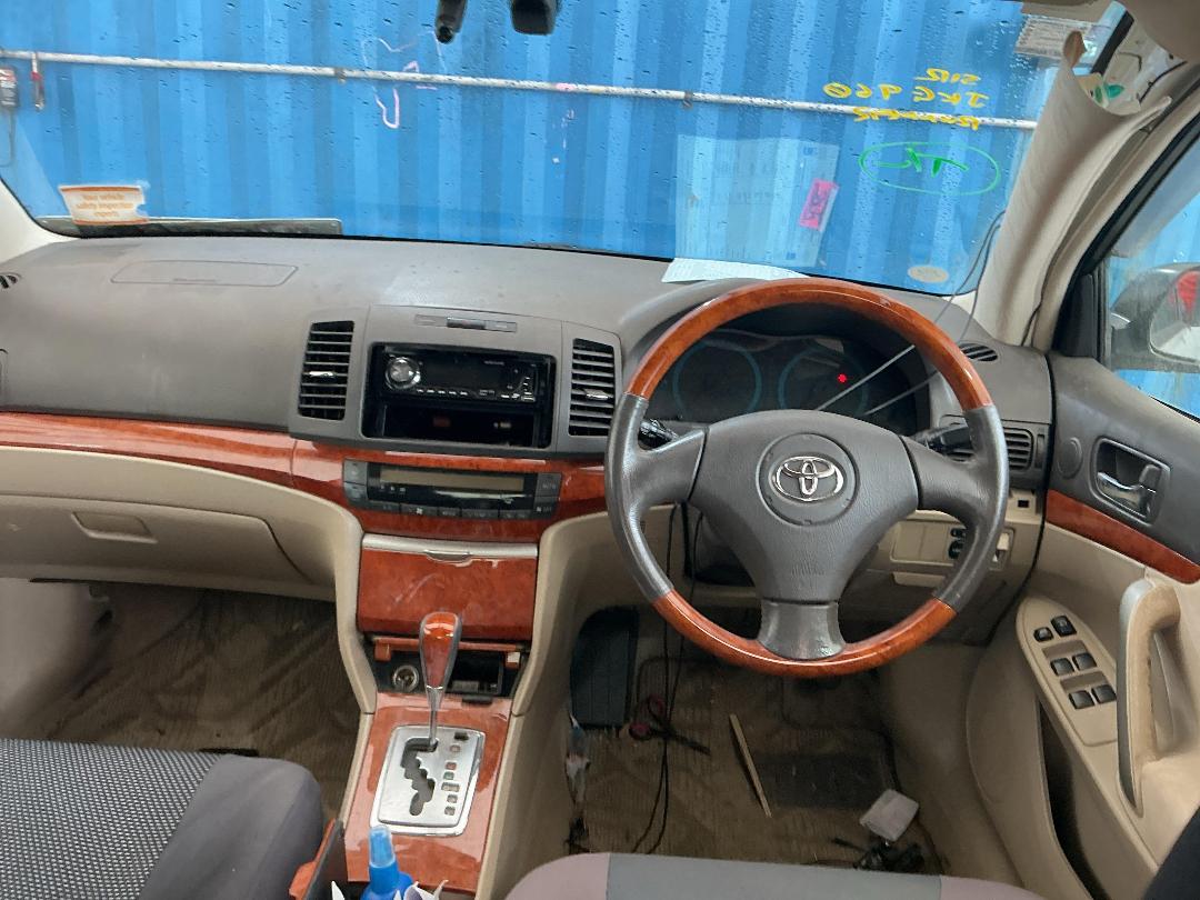 Photo '13' of Toyota Allion Photo '13' of Toyota Allion