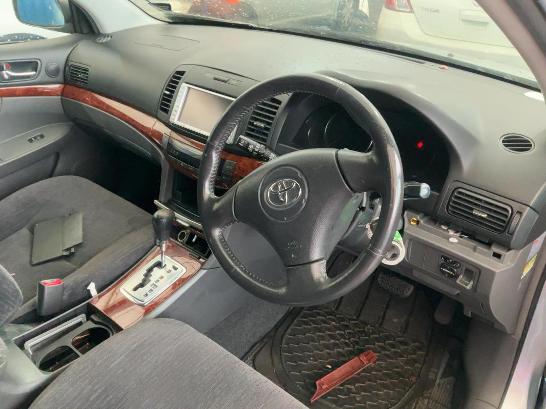 Photo '23' of Toyota Allion Photo '23' of Toyota Allion