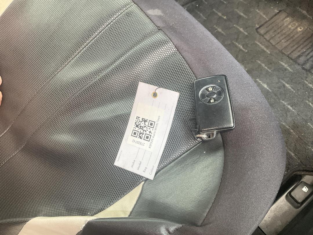 Photo '19' of Toyota Auris