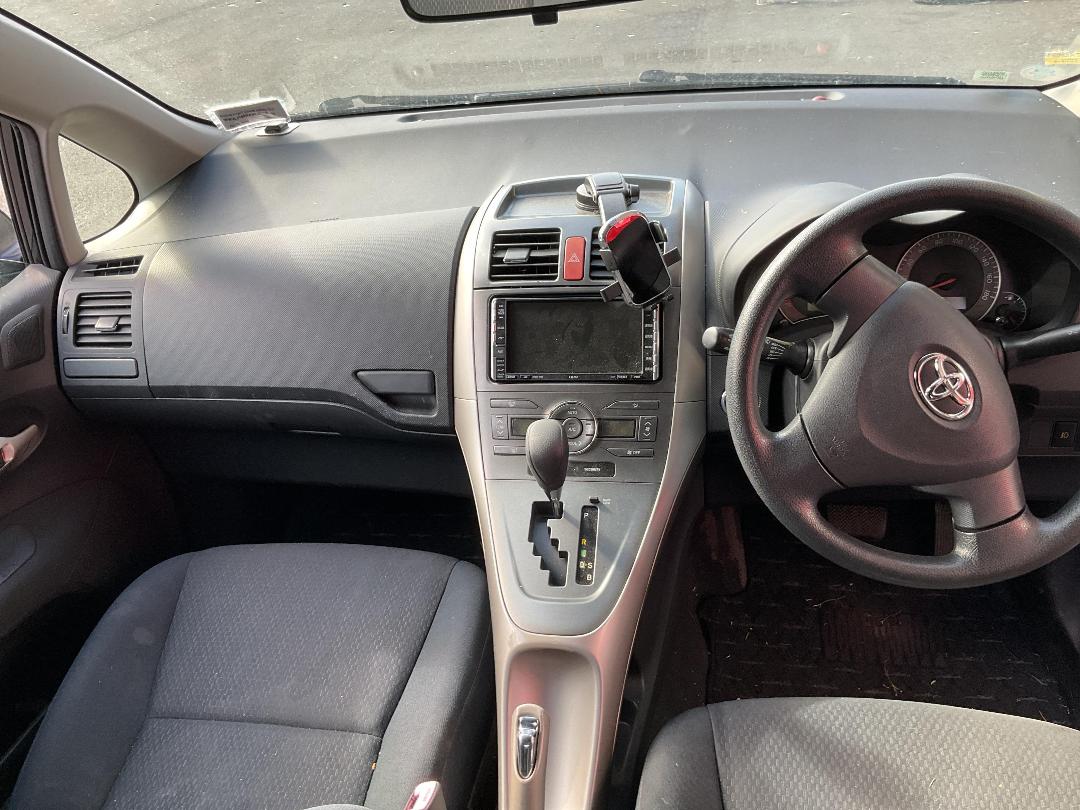 Photo '17' of Toyota Auris