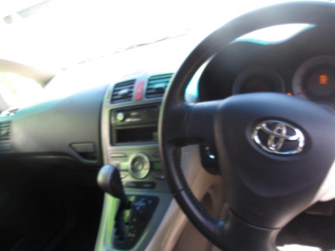 Photo '11' of Toyota Auris Photo '11' of Toyota Auris