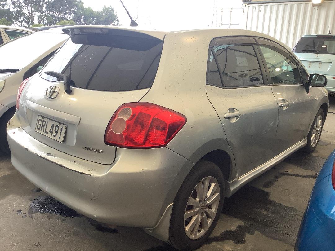 Photo '4' of Toyota Auris Photo '4' of Toyota Auris