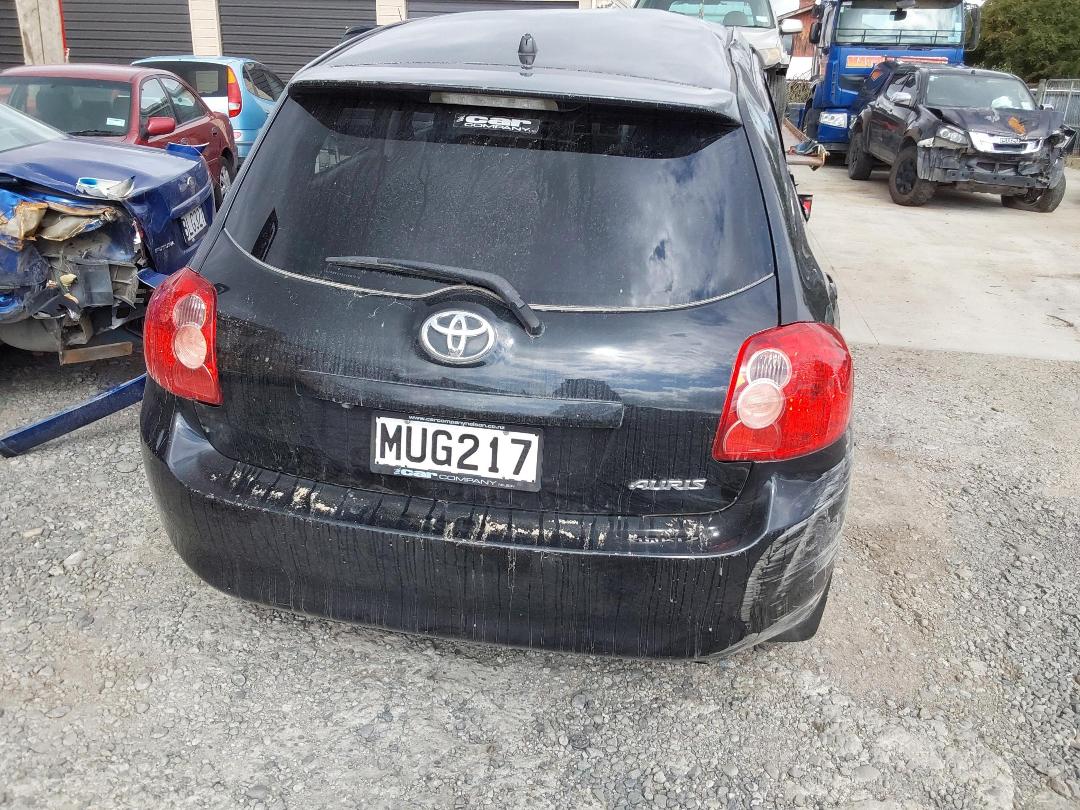 Photo '3' of Toyota Auris Photo '3' of Toyota Auris