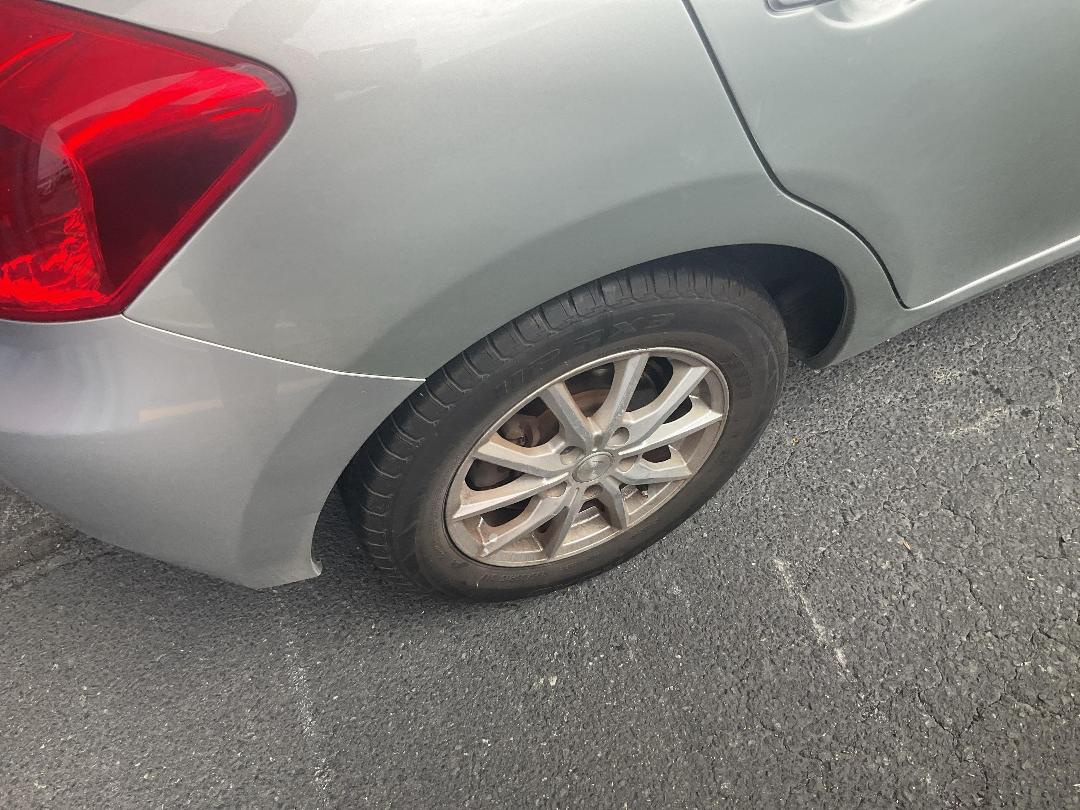 Photo '13' of Toyota Auris