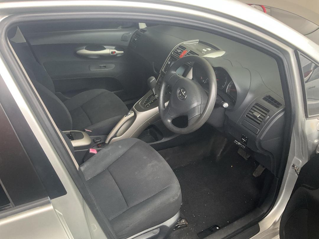 Photo '19' of Toyota Auris