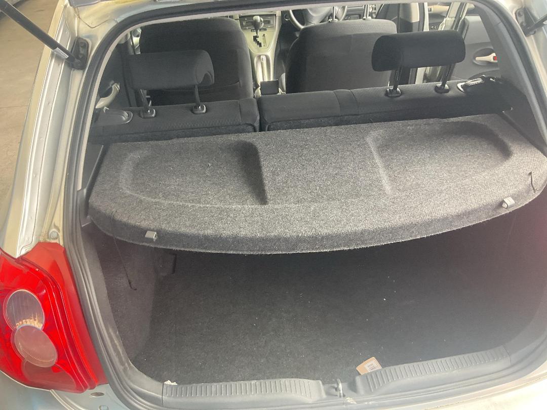 Photo '22' of Toyota Auris