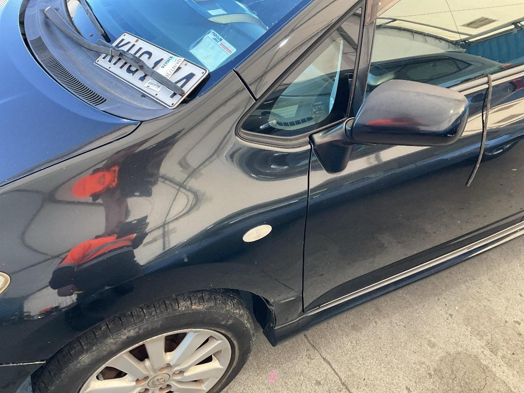 Photo '8' of Toyota Auris