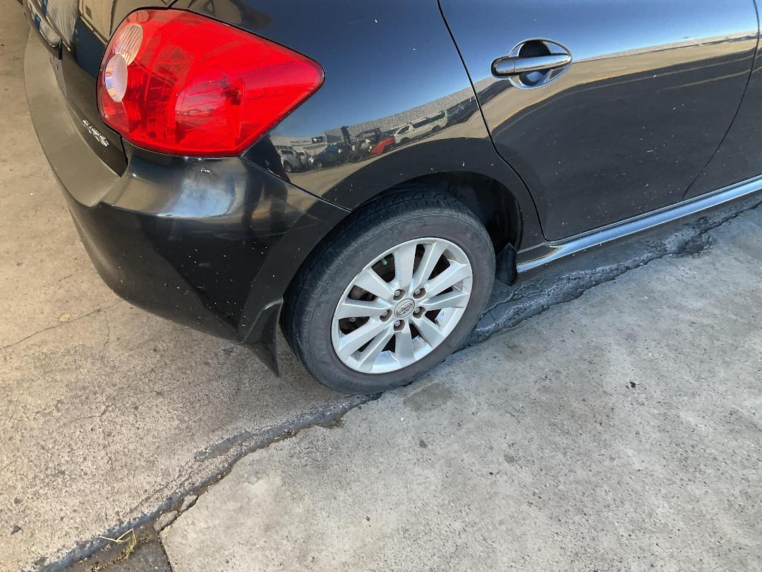 Photo '15' of Toyota Auris