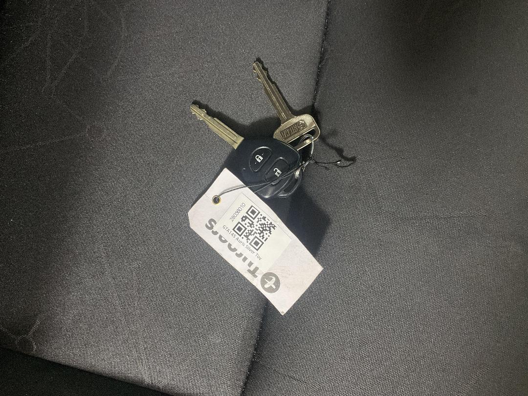 Photo '22' of Toyota Auris Photo '22' of Toyota Auris