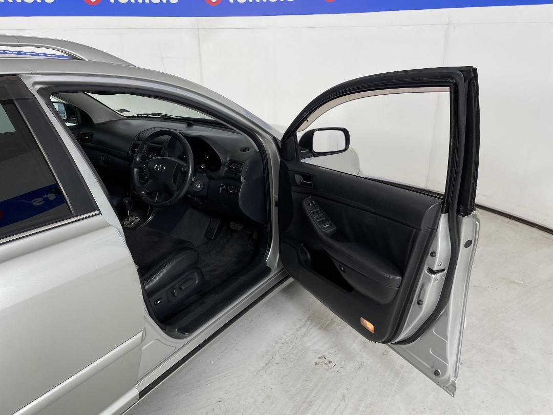 Photo '15' of Toyota Avensis Photo '15' of Toyota Avensis