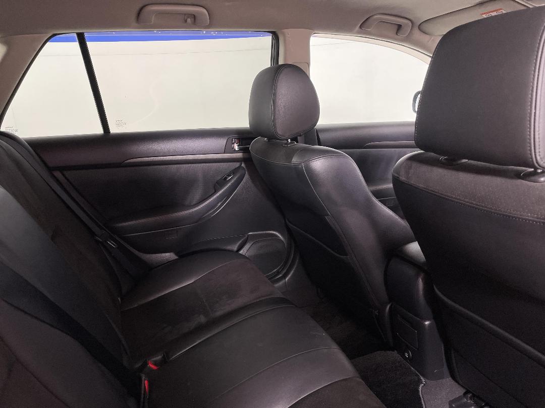 Photo '20' of Toyota Avensis Photo '20' of Toyota Avensis