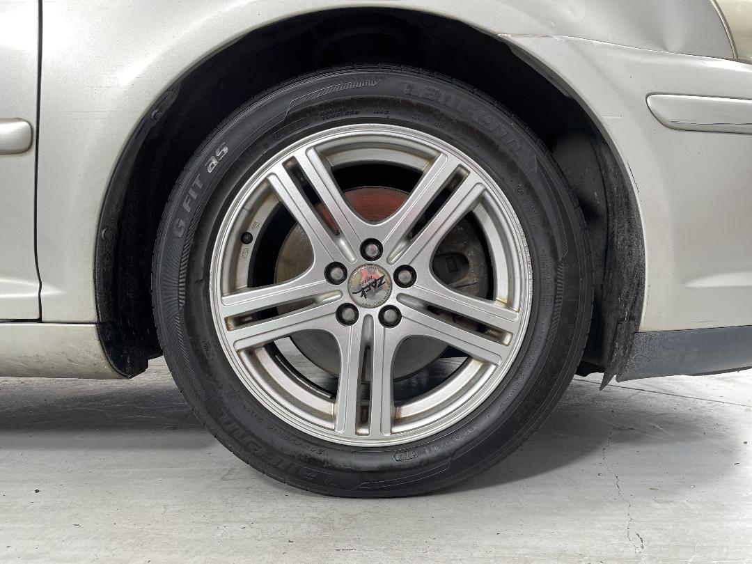 Photo '9' of Toyota Avensis Photo '9' of Toyota Avensis