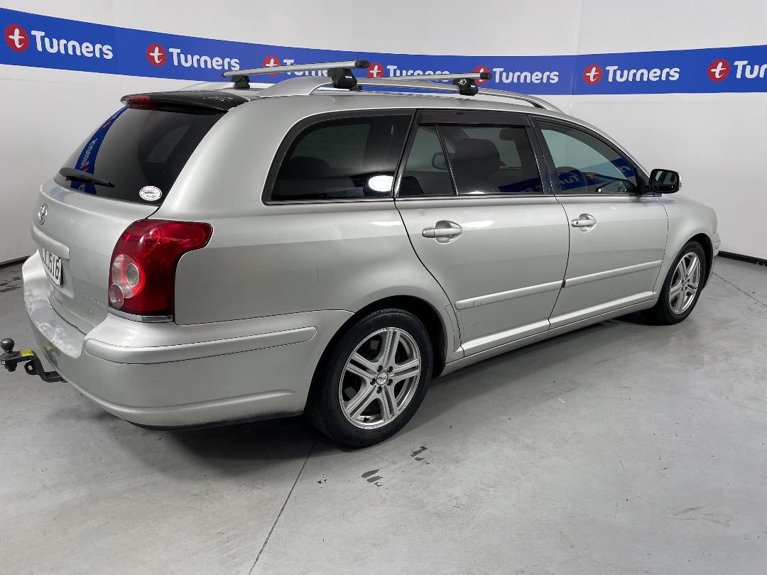 Photo '7' of Toyota Avensis Photo '7' of Toyota Avensis