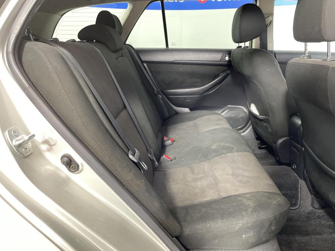 Photo '20' of Toyota Avensis Photo '20' of Toyota Avensis