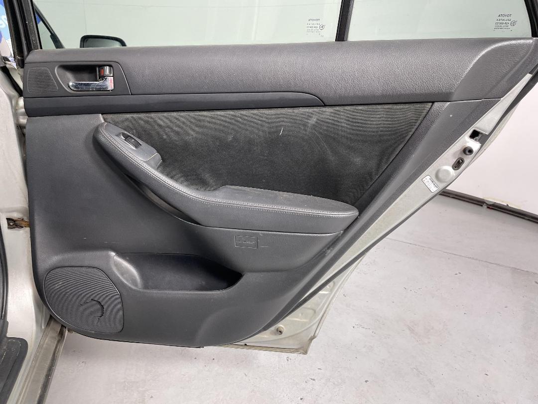 Photo '19' of Toyota Avensis Photo '19' of Toyota Avensis